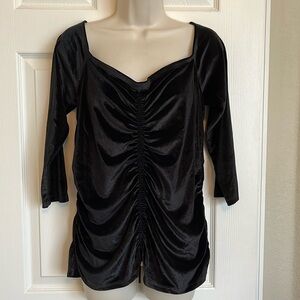 NWT Torrid Size 1 Black 3/4 sleeve stretch velvet velour top